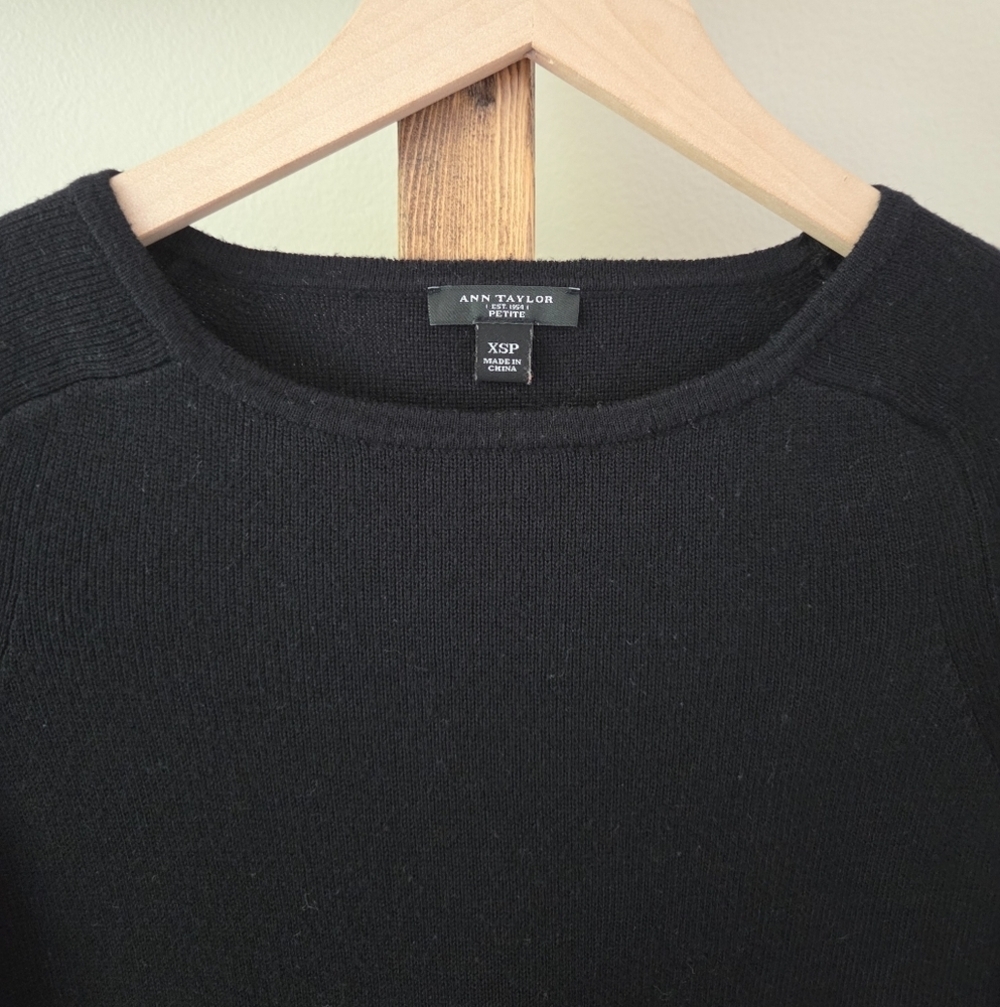 3/$20 Ann Taylor Black Knit Sweater (Size XSP) - Picture 4 of 5